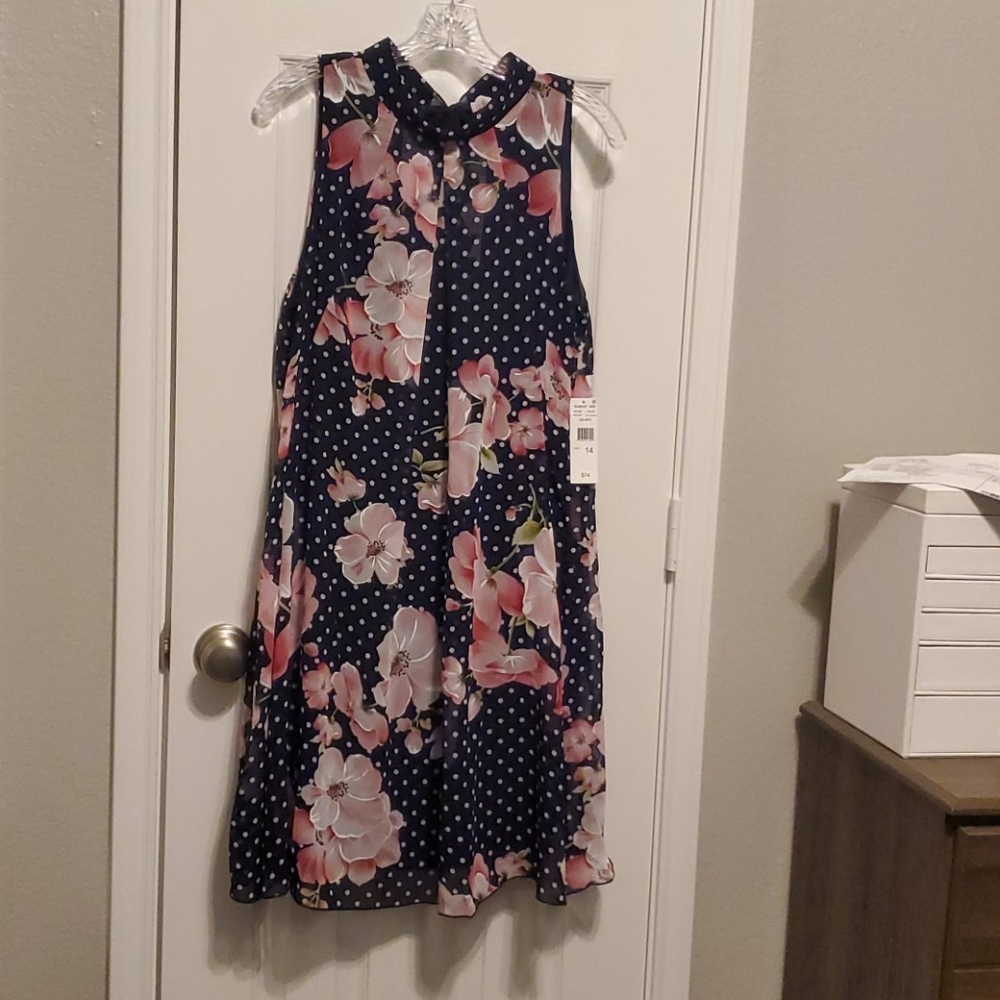 NWT Navy polka dor floral swing dress, never worn